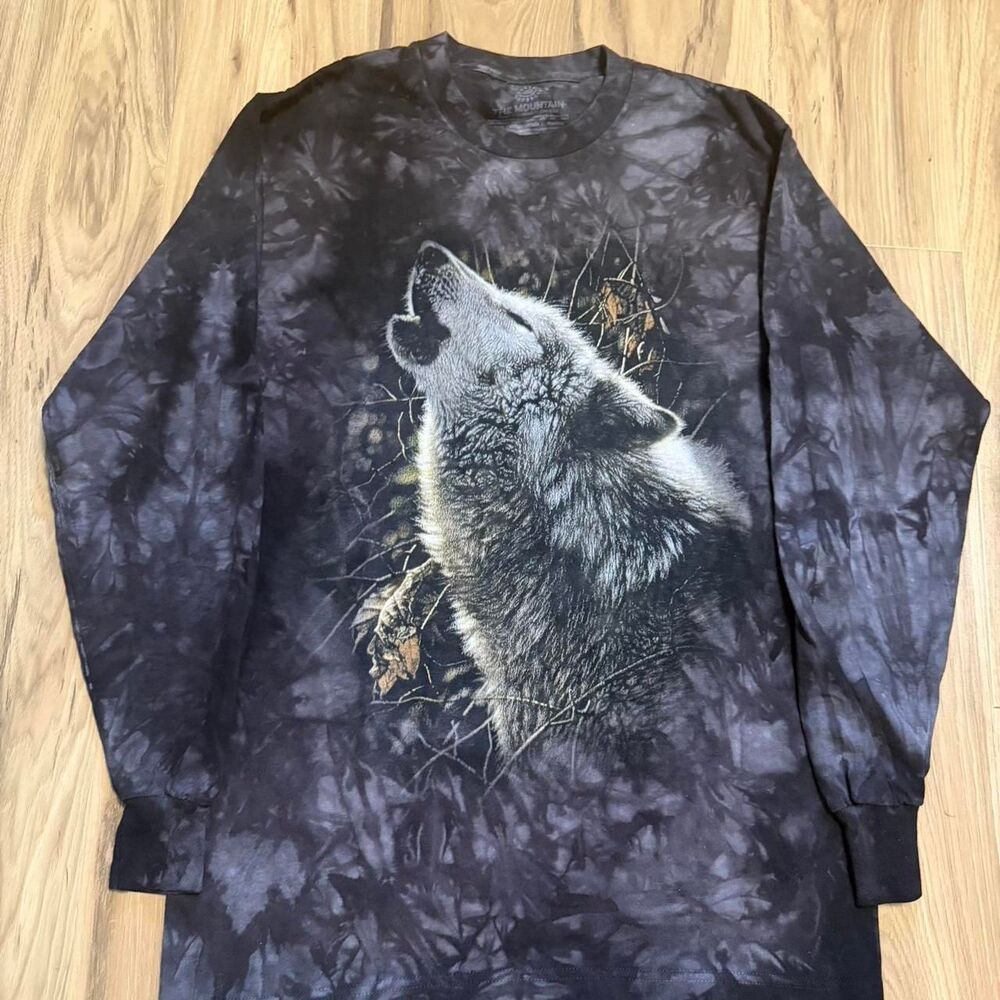 The Mountain Wolf Long Sleeve Nature Outdoors Tee big graphic Size Small